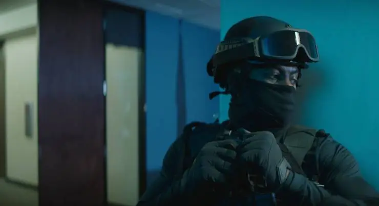 Под наблюдением (2022) скачать торрент бесплатно Под наблюдением (2022) фильм скачать торрент бесплатно