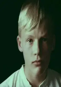 Алые погоны (1980) 1 сезон 1-1,2,3 серия в хорошем качестве скачать торрент файл Алые погоны (1980) сериал 1-1,2,3 серию 1 сезона в хорошем качестве скачать торрент файл