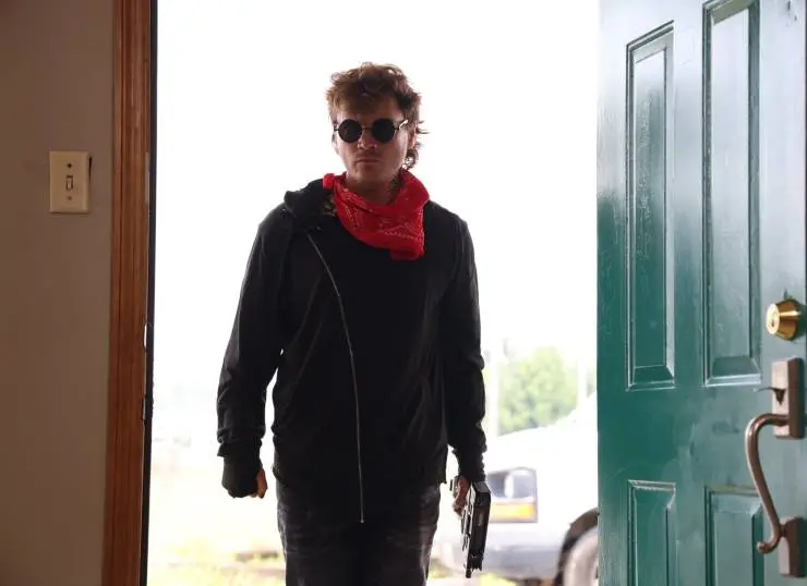 По следу хакера (2021) скачать торрент бесплатно По следу хакера (2021) фильм скачать торрент бесплатно