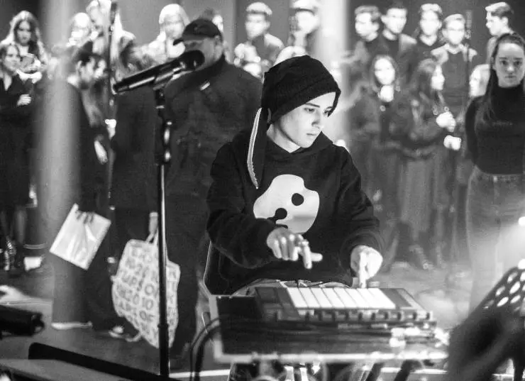 LAB с Антоном Беляевым (2021) 1-2 сезон 1-5,6,7 серия скачать торрент бесплатно LAB с Антоном Беляевым (2021) сериал 1-5,6,7 серию 1-2 сезона скачать торрент бесплатно