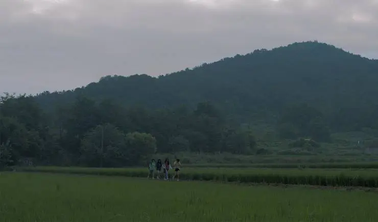 Короткие каникулы (2020) в хорошем качестве скачать торрент файл Короткие каникулы (2020) фильм в хорошем качестве скачать торрент файл