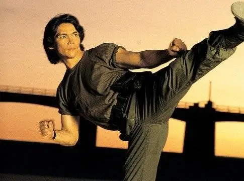 Беглецы компьютерных сетей (1995) скачать торрент бесплатно Беглецы компьютерных сетей (1995) фильм скачать торрент бесплатно