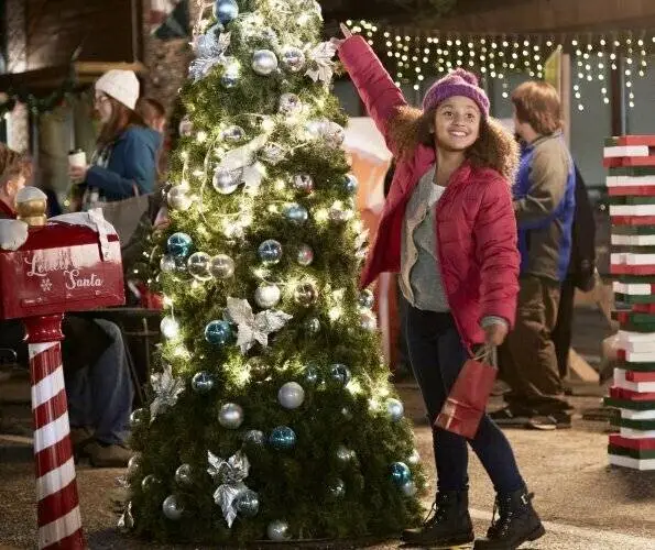 Рождество вместе с тобой (2021) скачать торрент бесплатно Рождество вместе с тобой (2021) фильм скачать торрент бесплатно