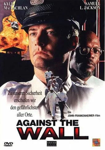 Спиной к стене / Against the Wall (1994) фильм скачать через торрет бесплатно в хорошем качестве