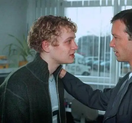 Телефон полиции — 110 (1971) 1-16 сезон 1-1,2 серия скачать торрент файл Телефон полиции — 110 (1971) сериал 1-1,2 серию 1-16 сезона скачать торрент файл