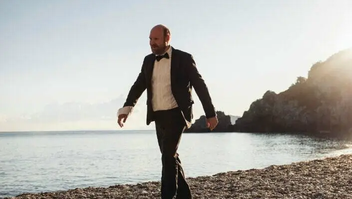 Треугольник печали (2022) скачать торрент файл Треугольник печали (2022) фильм скачать торрент файл