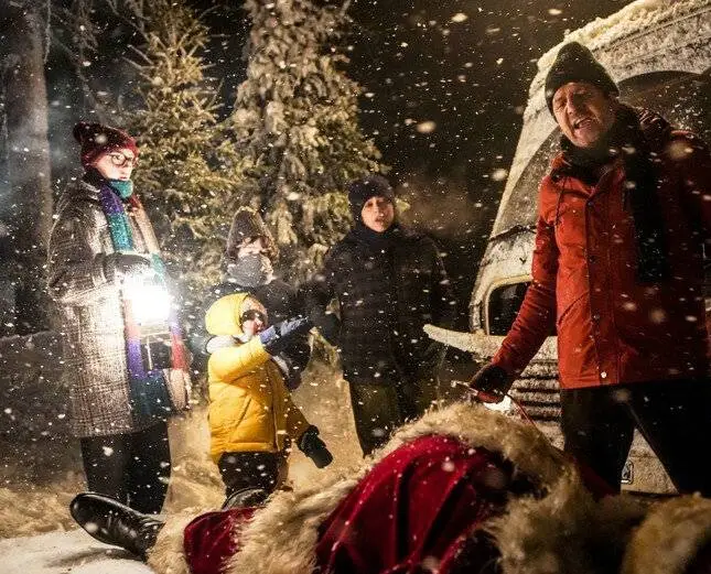 10 дней с Сантой (2020) скачать торрент файл 10 дней с Сантой (2020) фильм скачать торрент файл