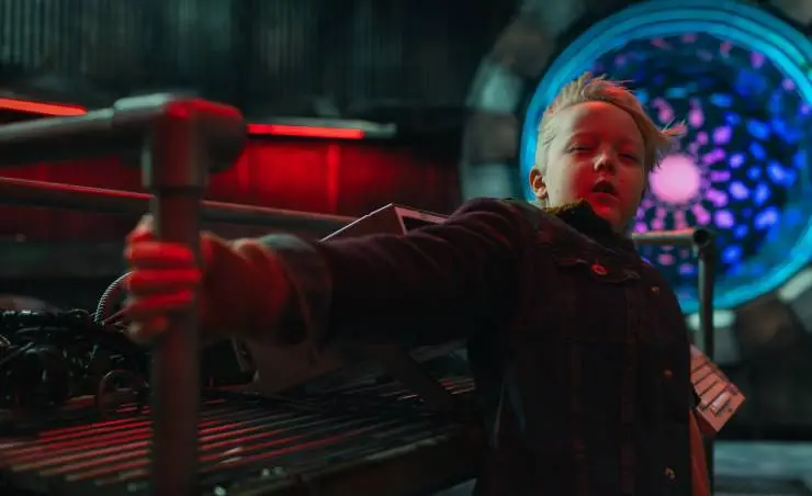 Очень странные каникулы (2023) в хорошем качестве скачать торрент файл Очень странные каникулы (2023) фильм в хорошем качестве скачать торрент файл