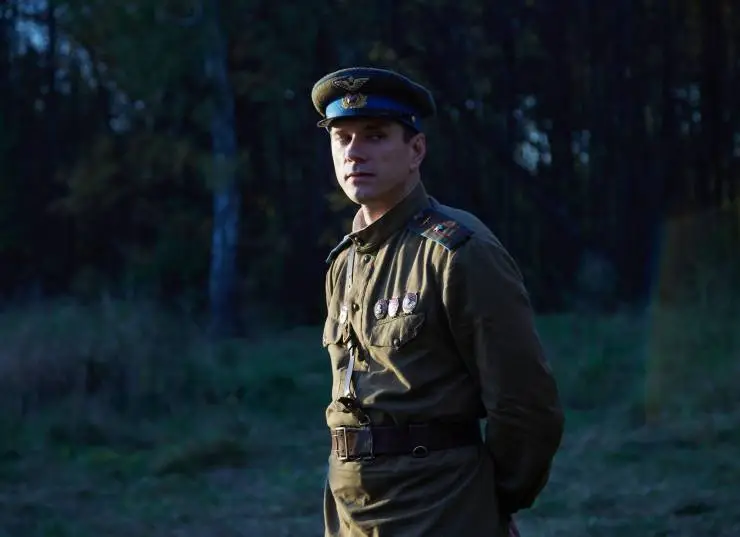 Расправляя крылья (2023) скачать торрент бесплатно Расправляя крылья (2023) фильм скачать торрент бесплатно