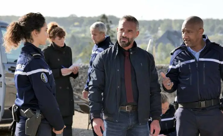 Пропавшая в Амбуазе (2022) скачать торрент файл Пропавшая в Амбуазе (2022) фильм скачать торрент файл