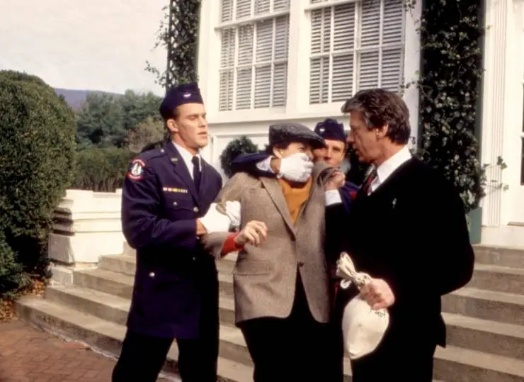 Домашняя война (1987) скачать торрент бесплатно Домашняя война (1987) фильм скачать торрент бесплатно