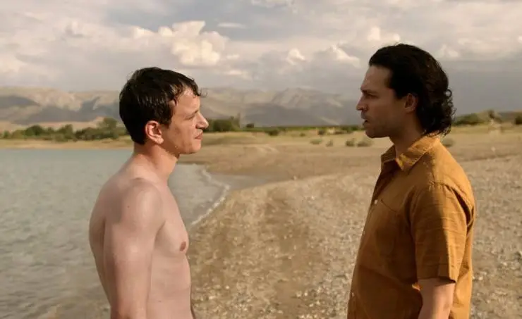 Пылающие дни (2022) скачать торрент бесплатно Пылающие дни (2022) фильм скачать торрент бесплатно