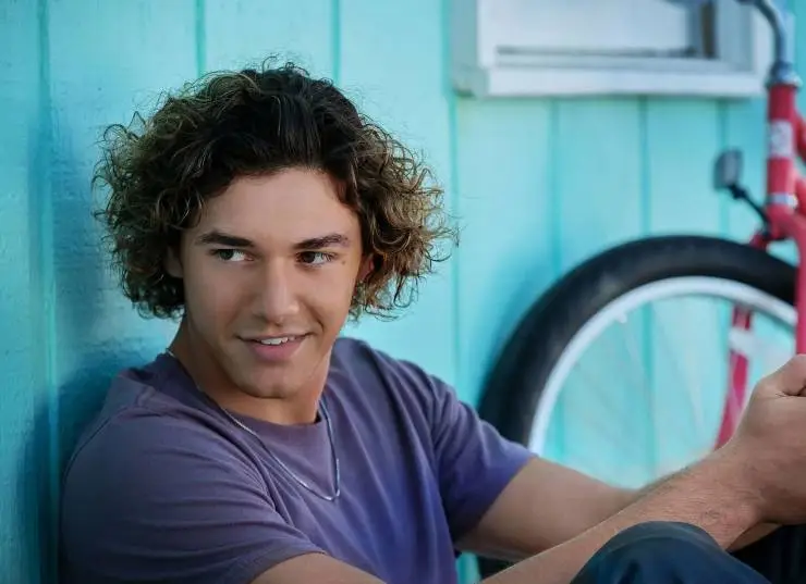 Прогулки вдвоём (2022) в хорошем качестве скачать торрент файл Прогулки вдвоём (2022) фильм в хорошем качестве скачать торрент файл