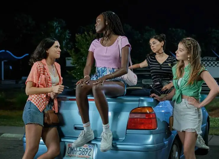 Прогулки вдвоём (2022) скачать торрент файл Прогулки вдвоём (2022) фильм скачать торрент файл