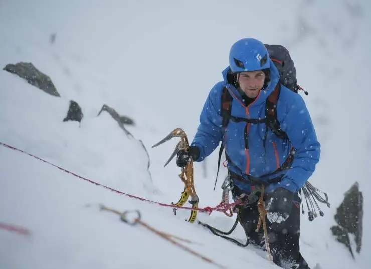 Вершина страха (2022) в хорошем качестве скачать торрент файл Вершина страха (2022) фильм в хорошем качестве скачать торрент файл