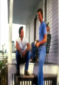 Вдали от дома (1988) скачать торрент файл Вдали от дома (1988) фильм скачать торрент файл