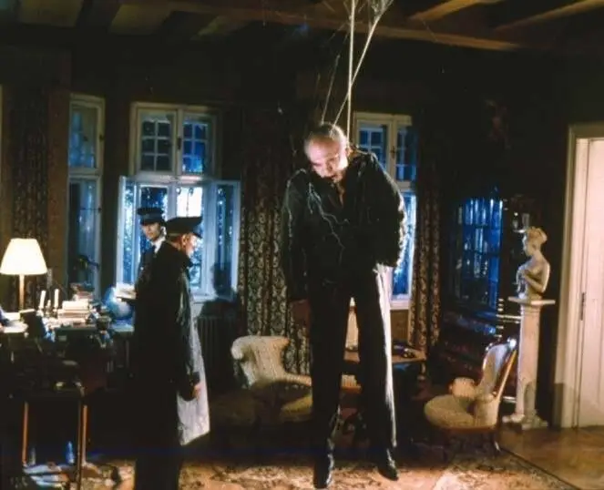 Гнездо пауков (1988) скачать торрент бесплатно Гнездо пауков (1988) фильм скачать торрент бесплатно