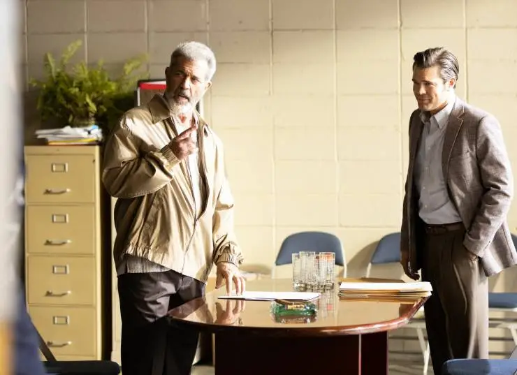 Парни под прикрытием (2022) скачать торрент бесплатно Парни под прикрытием (2022) фильм скачать торрент бесплатно