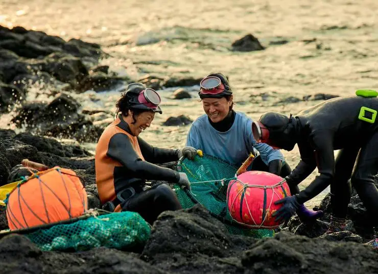 Сияющий момент (2020) в хорошем качестве скачать торрент файл Сияющий момент (2020) фильм в хорошем качестве скачать торрент файл