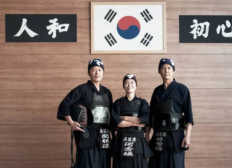 Револьвер (2024) скачать торрент бесплатно Револьвер (2024) фильм скачать торрент бесплатно