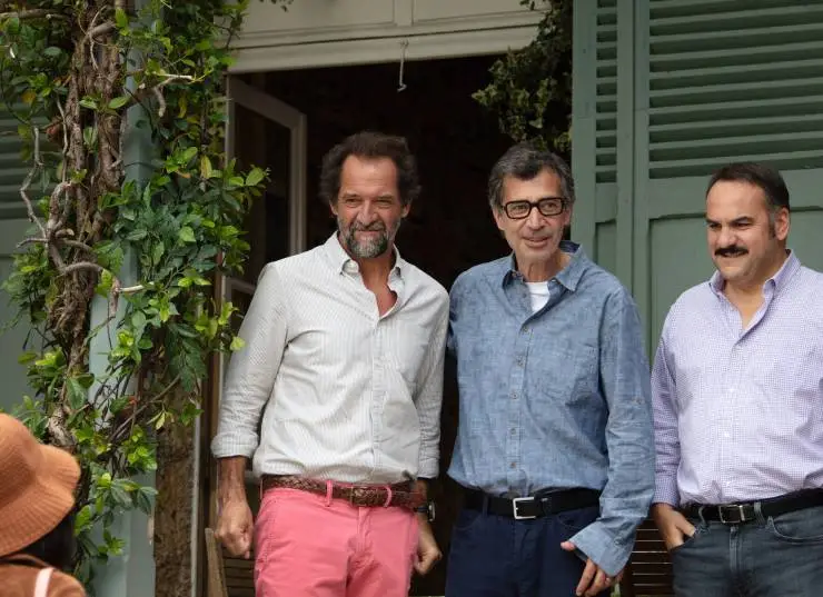 За бокалом шампанского (2022) в хорошем качестве скачать торрент файл За бокалом шампанского (2022) фильм в хорошем качестве скачать торрент файл