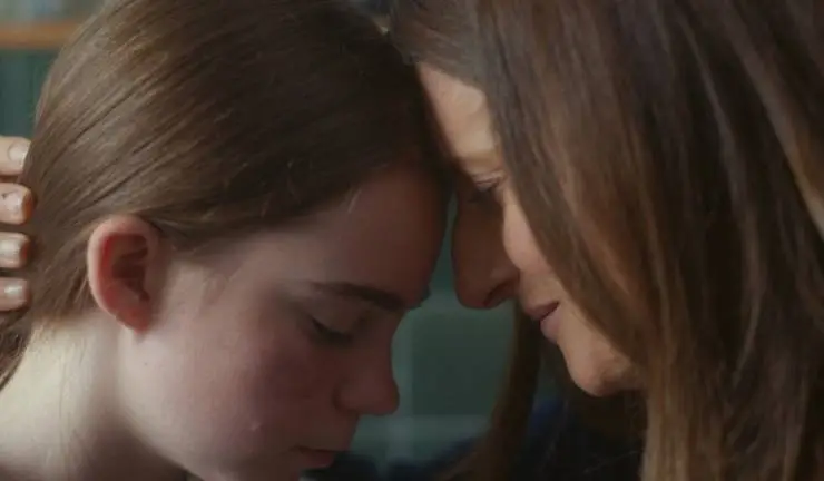 Тони и её семья (2023) скачать торрент бесплатно Тони и её семья (2023) фильм скачать торрент бесплатно