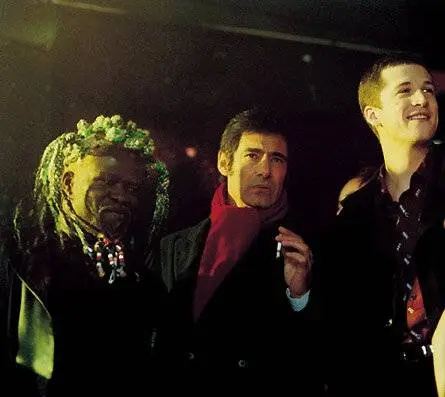 Укусы рассвета (2001) скачать торрент бесплатно Укусы рассвета (2001) фильм скачать торрент бесплатно