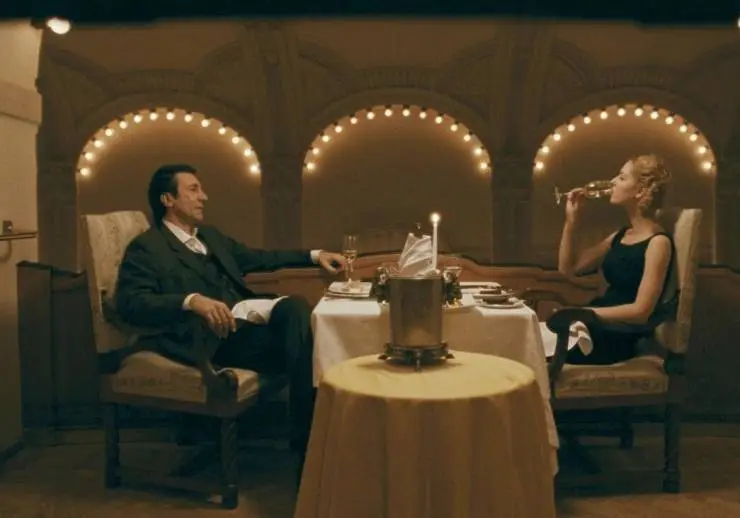 Светлая сторона Луны (2010) скачать торрент бесплатно Светлая сторона Луны (2010) фильм скачать торрент бесплатно