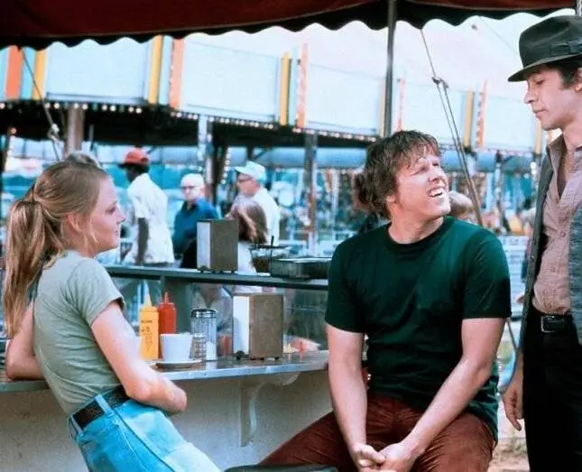 Кэрни (1980) скачать торрент файл Кэрни (1980) фильм скачать торрент файл