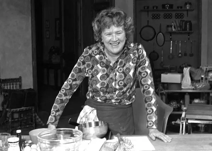 Джулия (2021) скачать торрент бесплатно Джулия (2021) фильм скачать торрент бесплатно