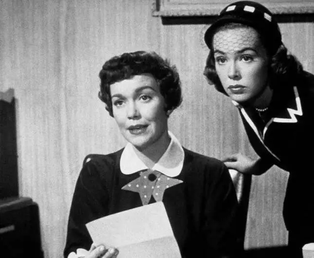 Великолепная одержимость (1954) скачать торрент бесплатно Великолепная одержимость (1954) фильм скачать торрент бесплатно