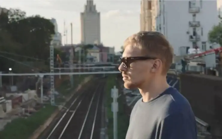 Рядом (2021) скачать торрент бесплатно Рядом (2021) фильм скачать торрент бесплатно