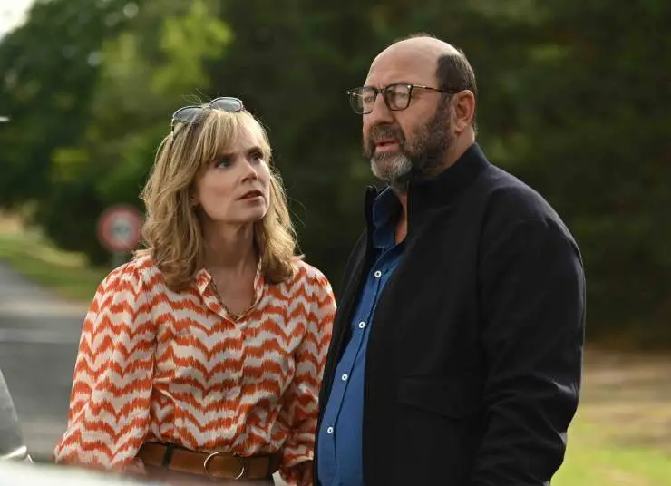 Холоп из Парижа (2024) скачать торрент бесплатно Холоп из Парижа (2024) фильм скачать торрент бесплатно