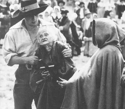 Салемские колдуньи (1957) скачать торрент файл Салемские колдуньи (1957) фильм скачать торрент файл