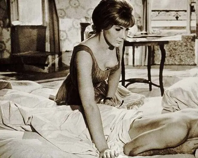 Париж в августе (1966) в хорошем качестве скачать торрент файл Париж в августе (1966) фильм в хорошем качестве скачать торрент файл