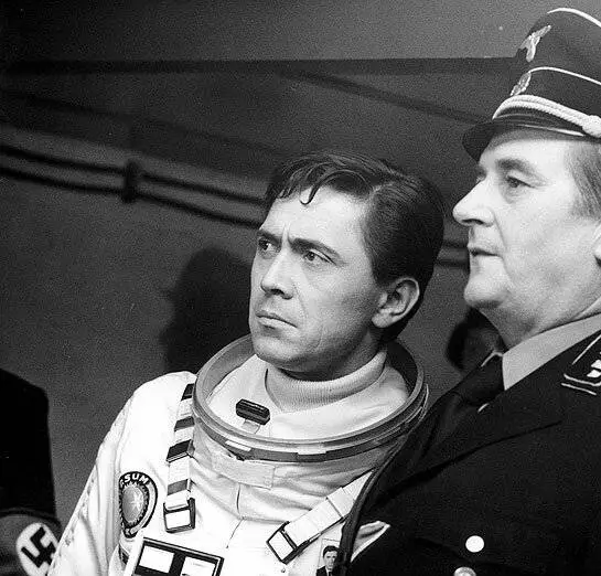 Завтра встану и обожгусь чаем (1977) скачать торрент файл Завтра встану и обожгусь чаем (1977) фильм скачать торрент файл