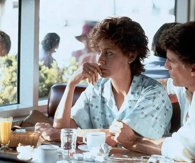 Только между друзьями (1986) в хорошем качестве скачать торрент файл Только между друзьями (1986) фильм в хорошем качестве скачать торрент файл