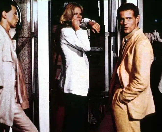 Девушка из спального вагона (1980) в хорошем качестве скачать торрент файл Девушка из спального вагона (1980) фильм в хорошем качестве скачать торрент файл