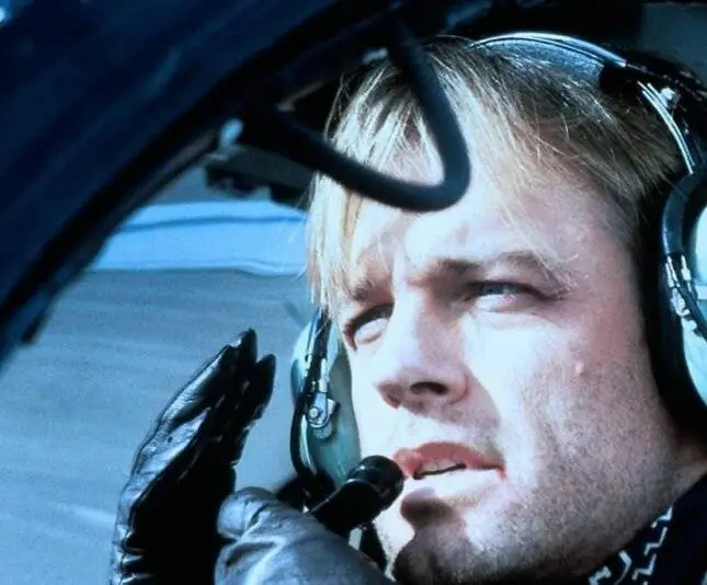 Опасная территория (1986) скачать торрент бесплатно Опасная территория (1986) фильм скачать торрент бесплатно