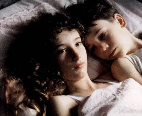 Тото-герой (1991) скачать торрент бесплатно Тото-герой (1991) фильм скачать торрент бесплатно