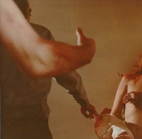 Пускай мертвые лежат в могилах (1974) скачать торрент файл Пускай мертвые лежат в могилах (1974) фильм скачать торрент файл