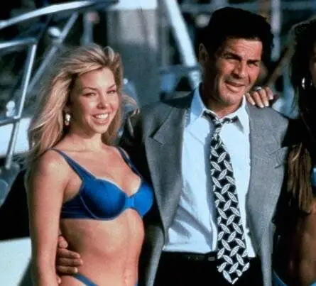 Химия тела 3: Точка соблазна (1993) в хорошем качестве скачать торрент файл Химия тела 3: Точка соблазна (1993) фильм в хорошем качестве скачать торрент файл