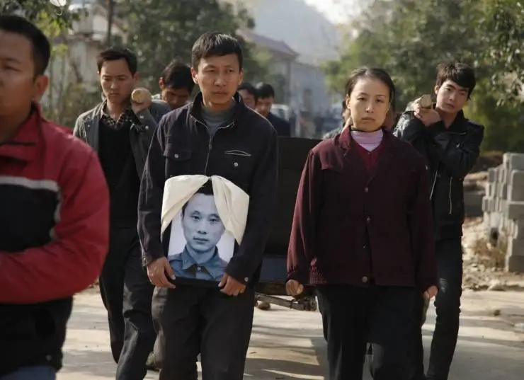 Гроб в горах (2014) скачать торрент бесплатно Гроб в горах (2014) фильм скачать торрент бесплатно