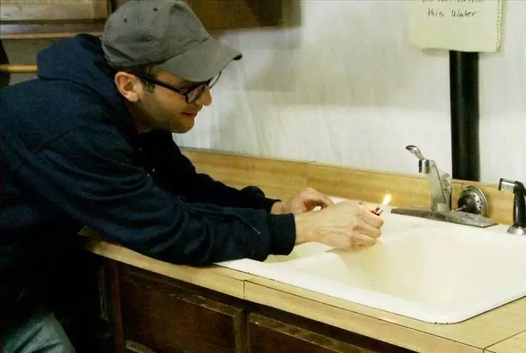 Газовая страна (2010) в хорошем качестве скачать торрент файл Газовая страна (2010) фильм в хорошем качестве скачать торрент файл