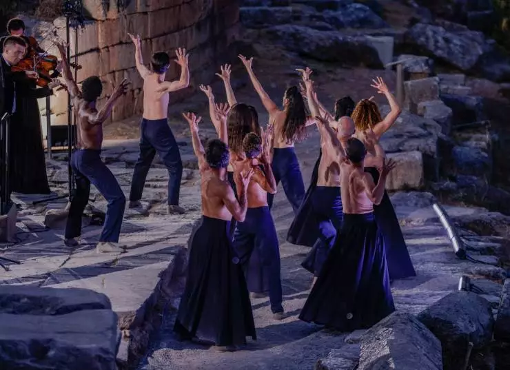 TheatreHD: Курентзис и Саша Вальц: Бетховен. Симфония № 7 (2021) скачать торрент файл TheatreHD: Курентзис и Саша Вальц: Бетховен. Симфония № 7 (2021) фильм скачать торрент файл