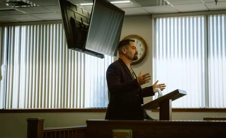 Свободные люди (2025) скачать торрент бесплатно Свободные люди (2025) фильм скачать торрент бесплатно