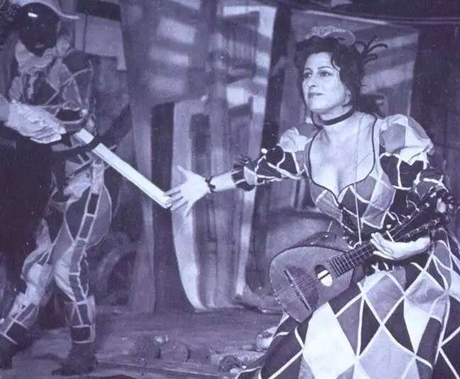 Золотая карета (1952) в хорошем качестве скачать торрент файл Золотая карета (1952) фильм в хорошем качестве скачать торрент файл