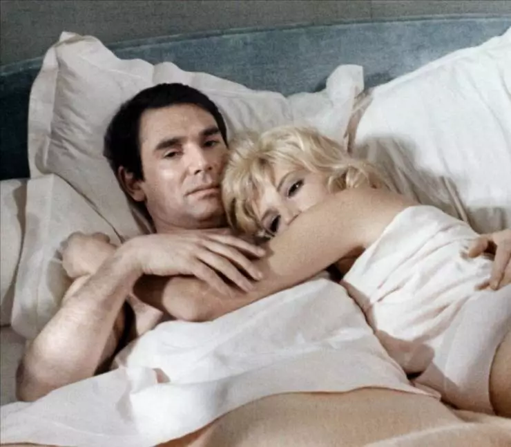 Алая женщина (1969) в хорошем качестве скачать торрент файл Алая женщина (1969) фильм в хорошем качестве скачать торрент файл