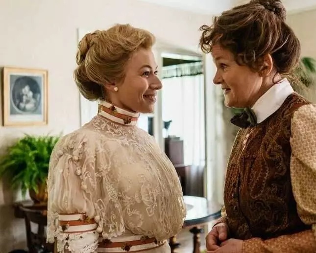 Война фрёкен Фриман (2013) в хорошем качестве скачать торрент файл Война фрёкен Фриман (2013) сериал в хорошем качестве скачать торрент файл