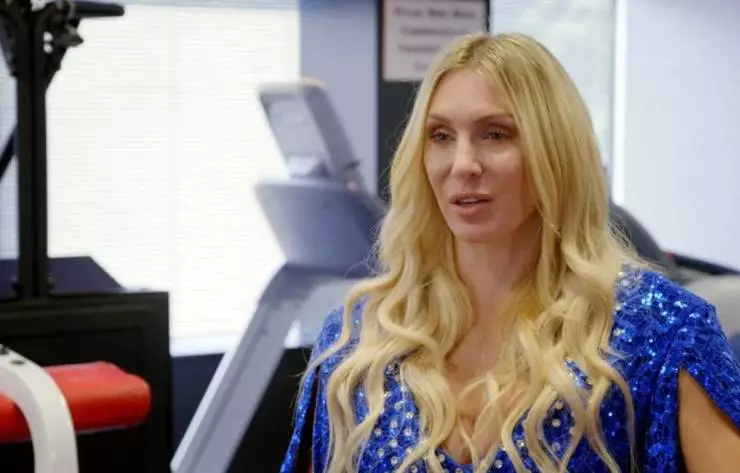 Дерись как девчонка (2020) скачать торрент файл Дерись как девчонка (2020) сериал скачать торрент файл